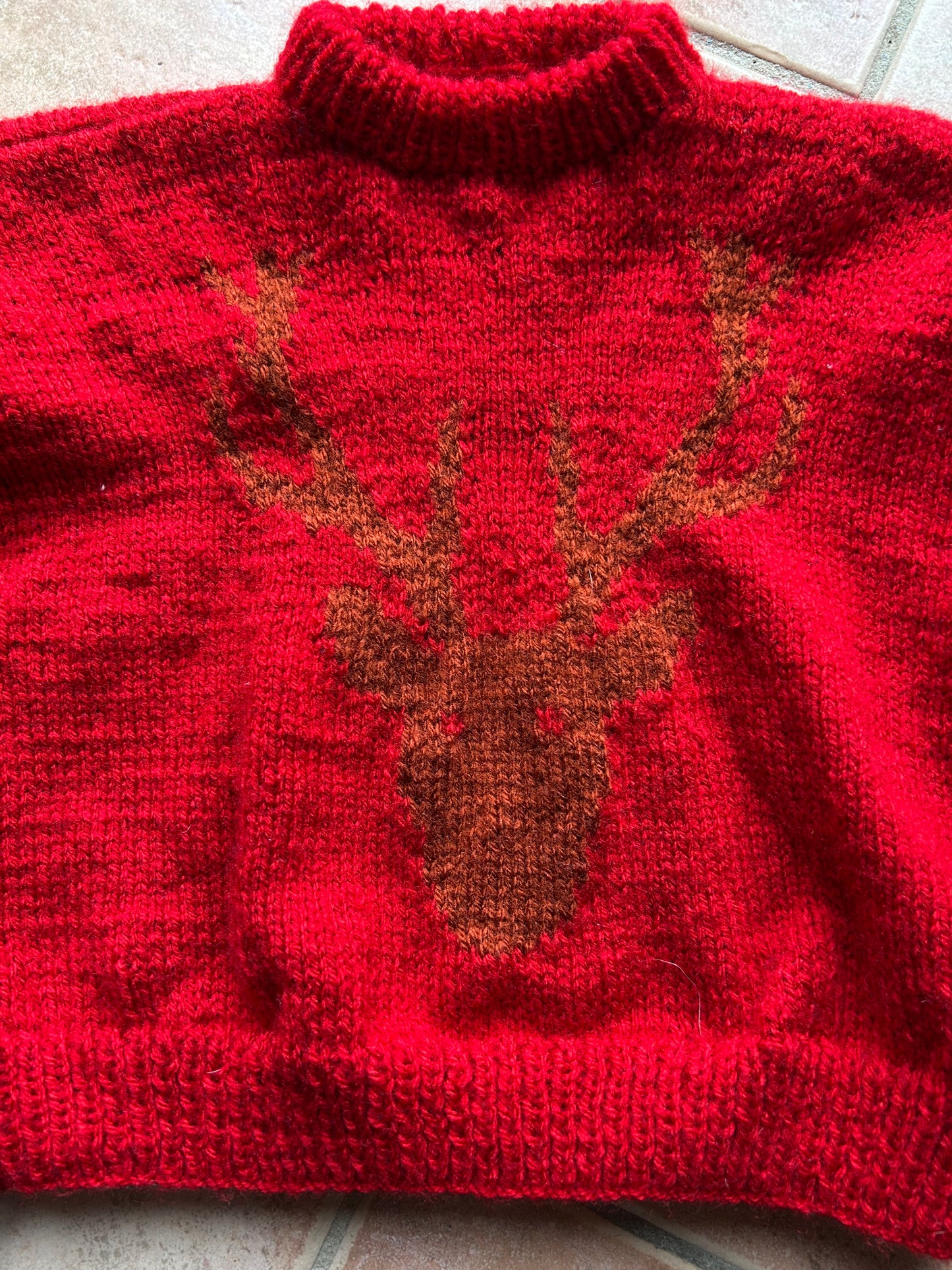 Pull rouge renne de Noël - 3 ans