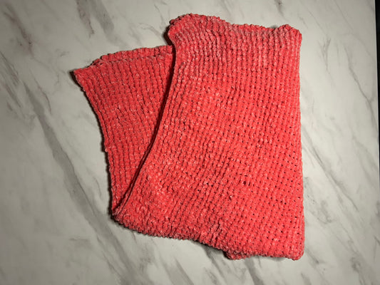 Couverture bébé corail en maille effet velours – 100 × 90 cm